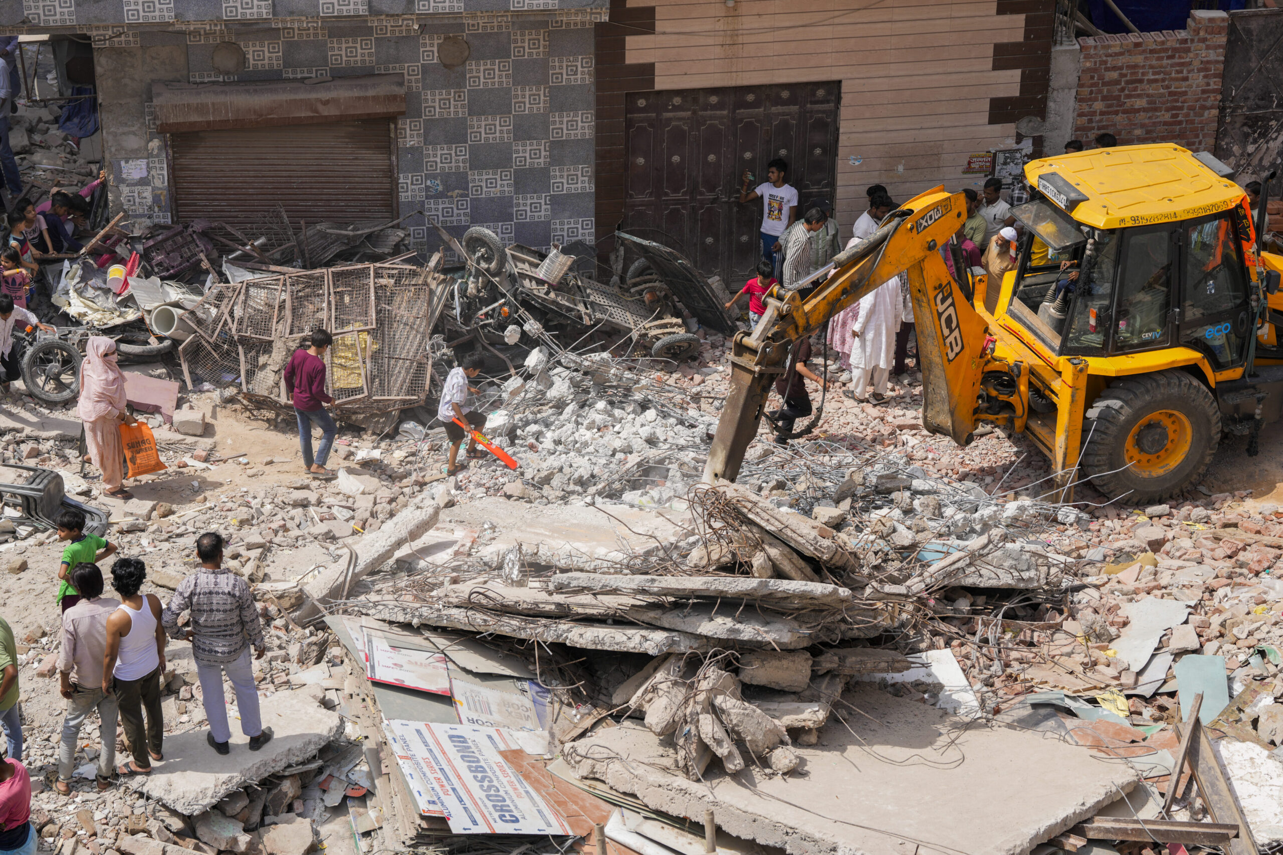 Delhi Building Collapse: Congress Blames BJP-AAP Nexus