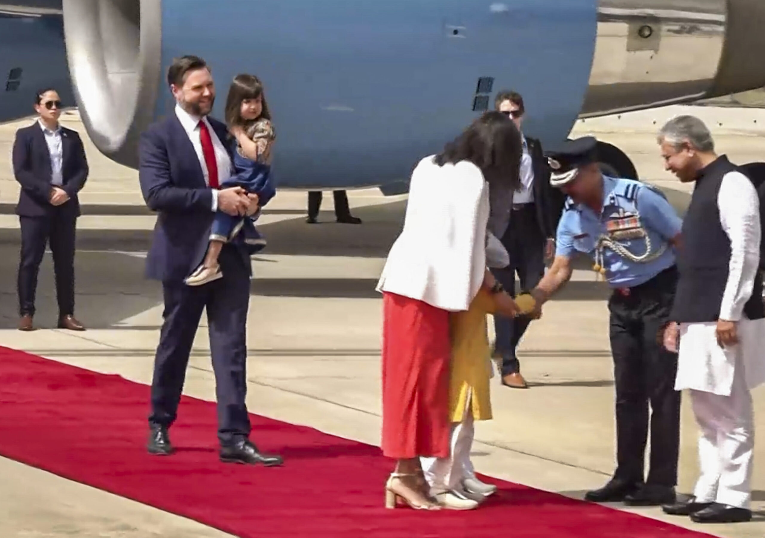 Anarkali suit, kurta-pyjama: US V-P Vance’s children steal hearts in traditional Indian attire