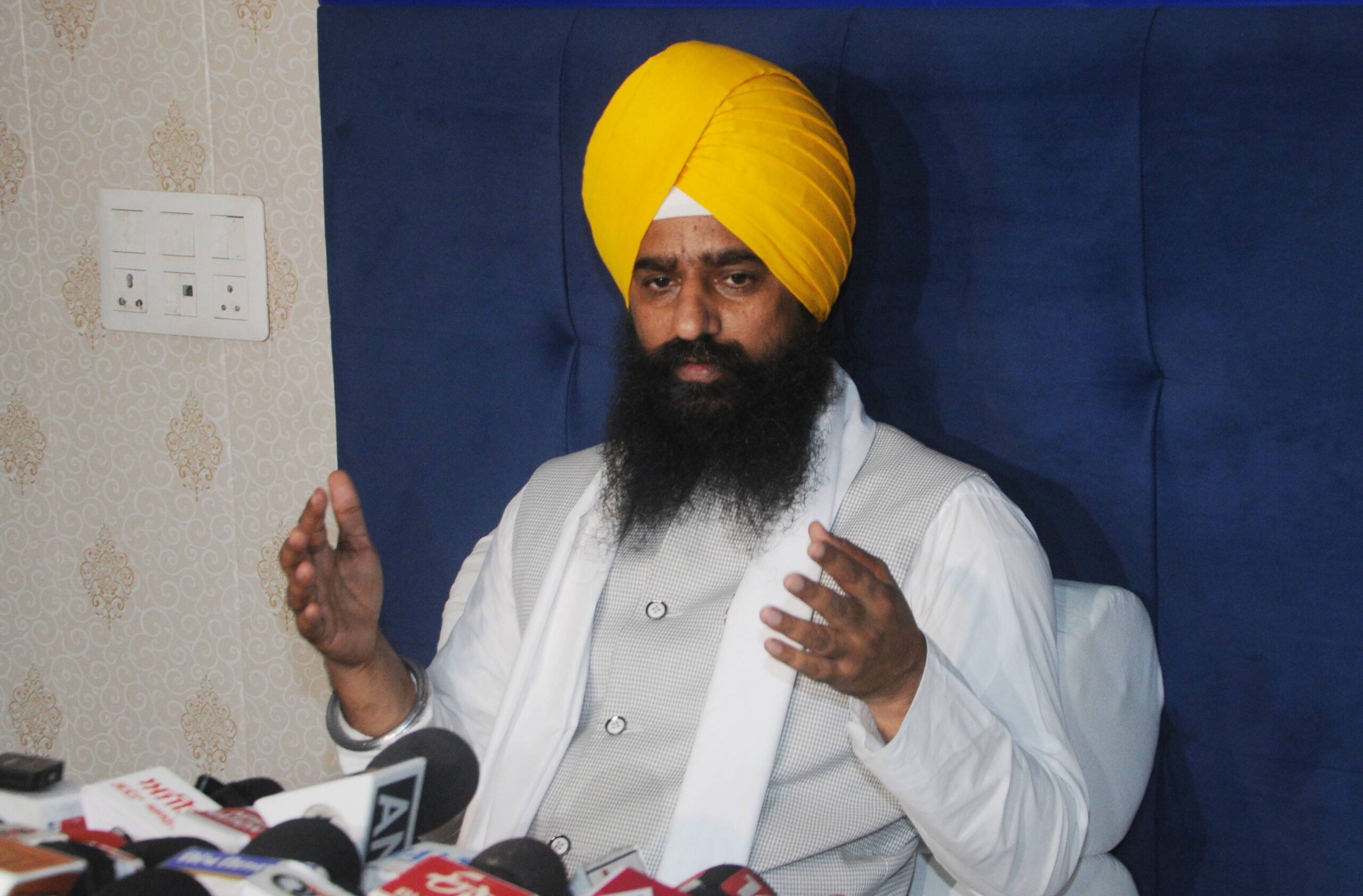 Akal Takht invites Dhadrianwale to clarify stance on charges against him