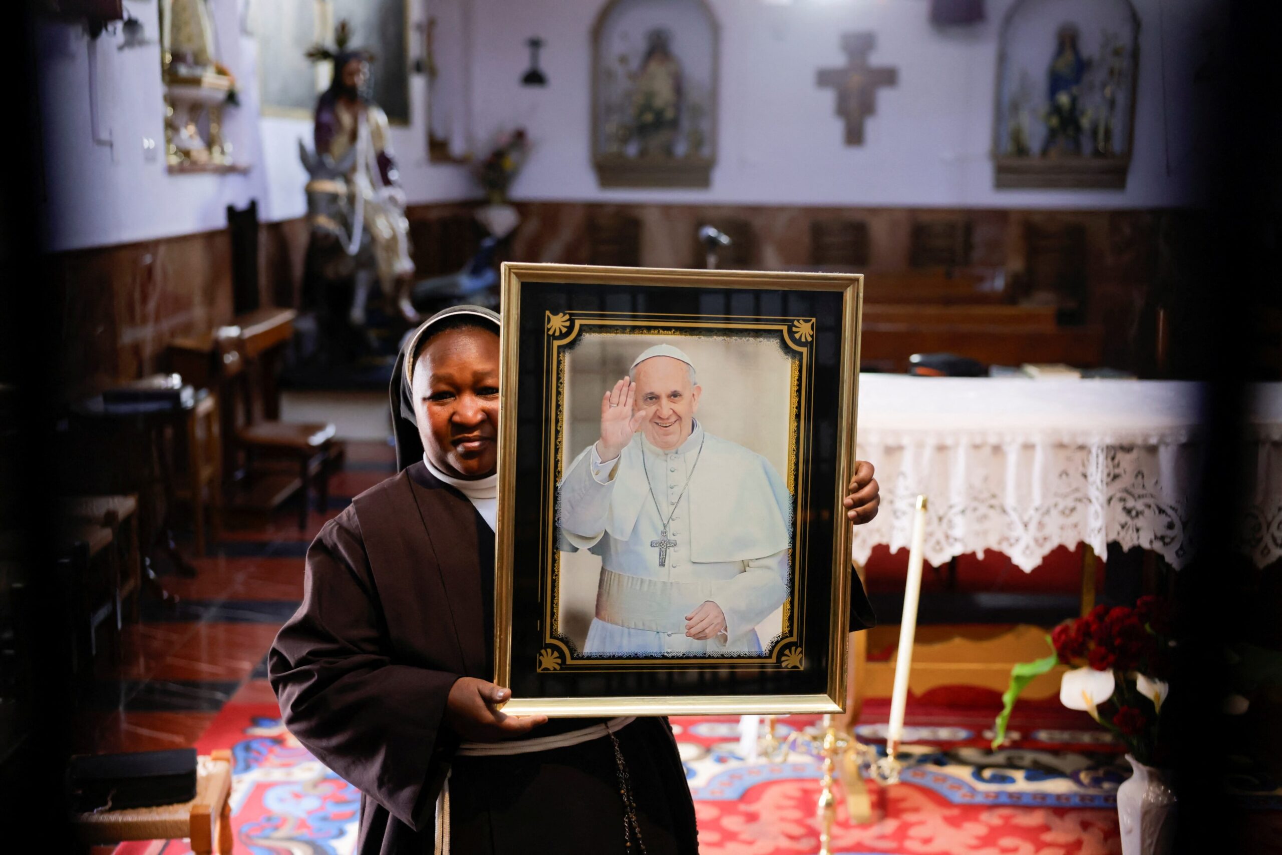 Government announces 3-days state mourning on Pope’s demise