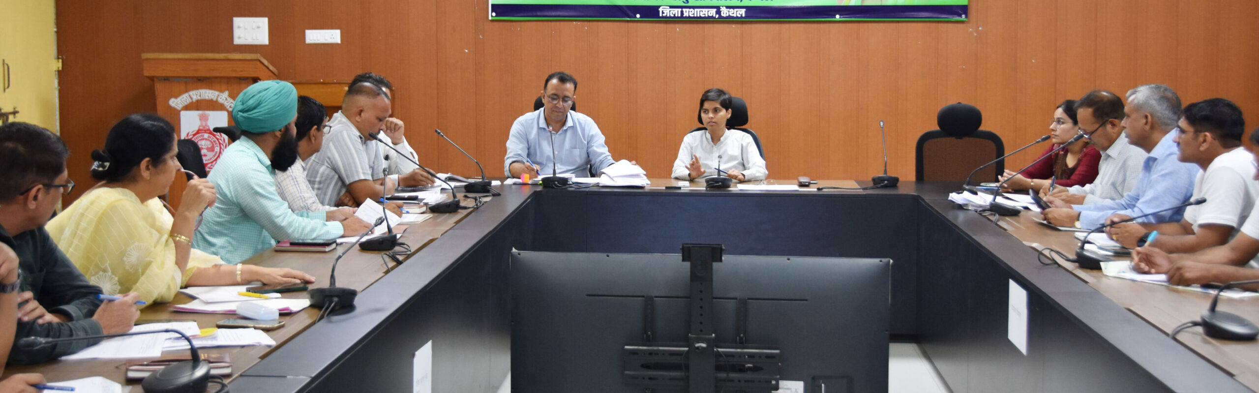 DC Kaithal Slams XEN for Delay in CM's Projects