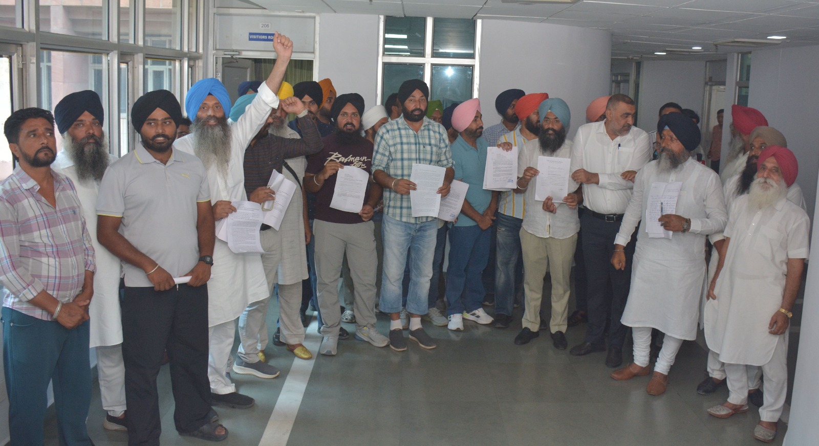 Farmers stage protest in GMADA office against land pooling policy