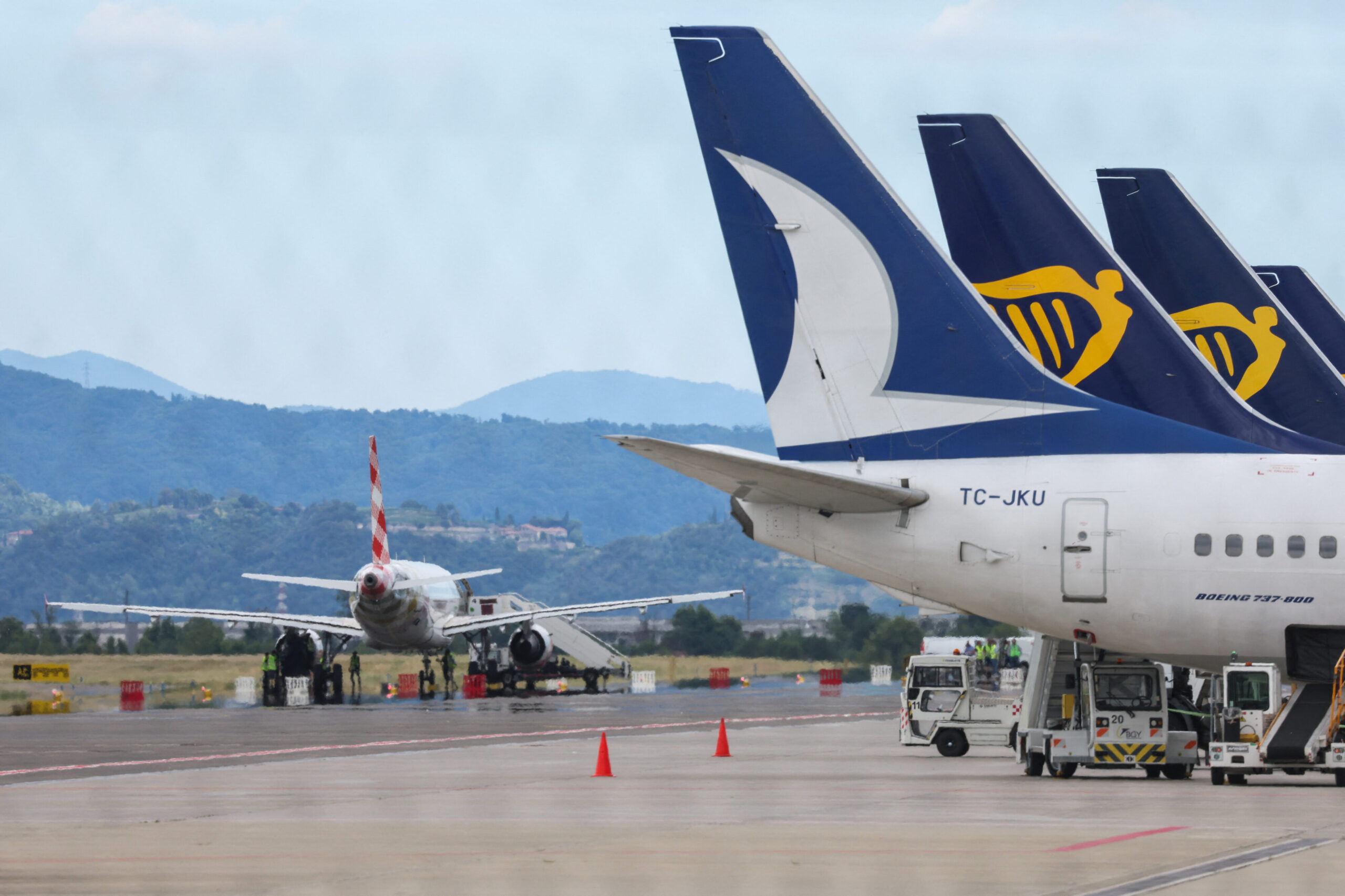 Tragedy at Bergamo: Runway Death Halts Flight