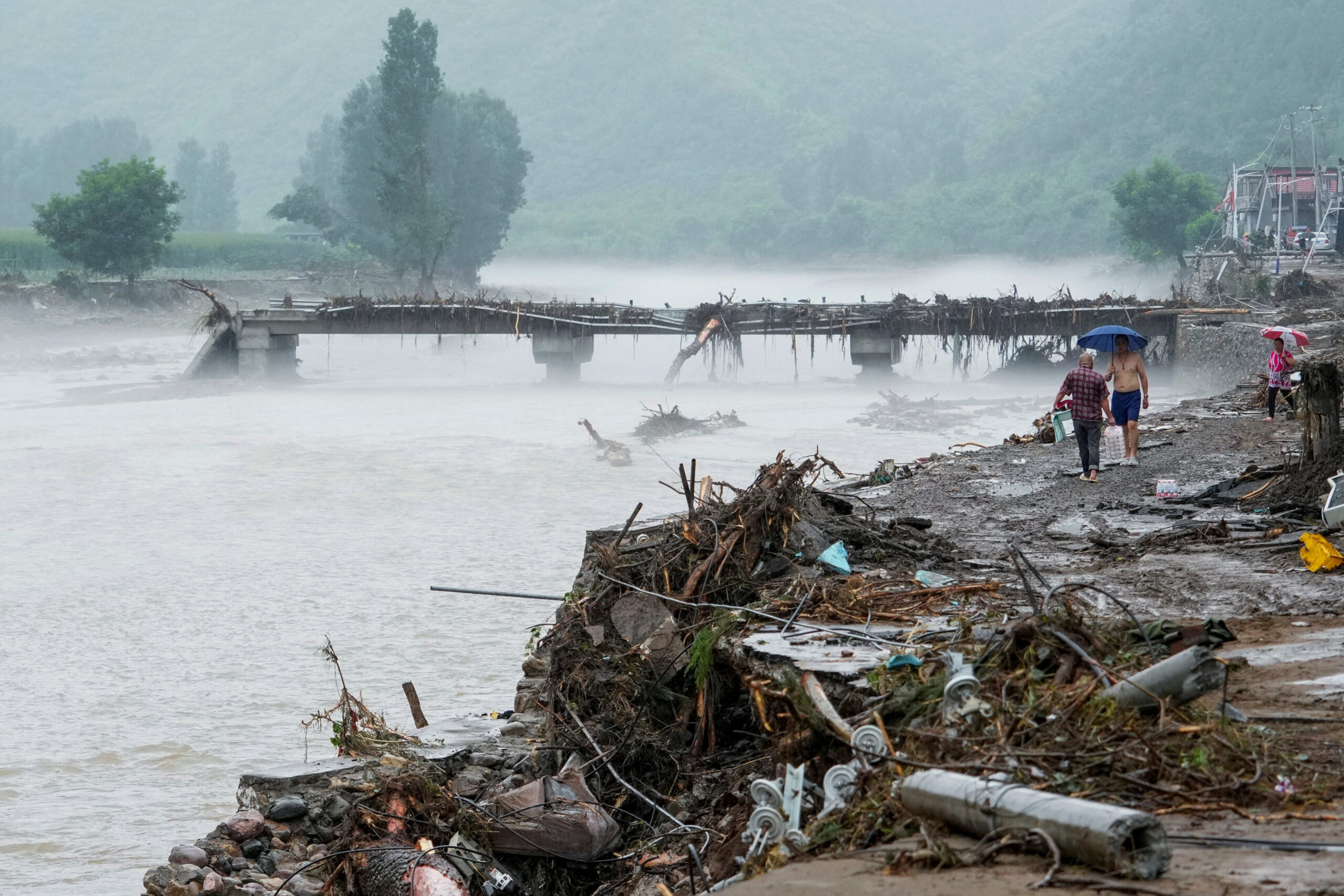 China floods kill at least 34 people in Beijing