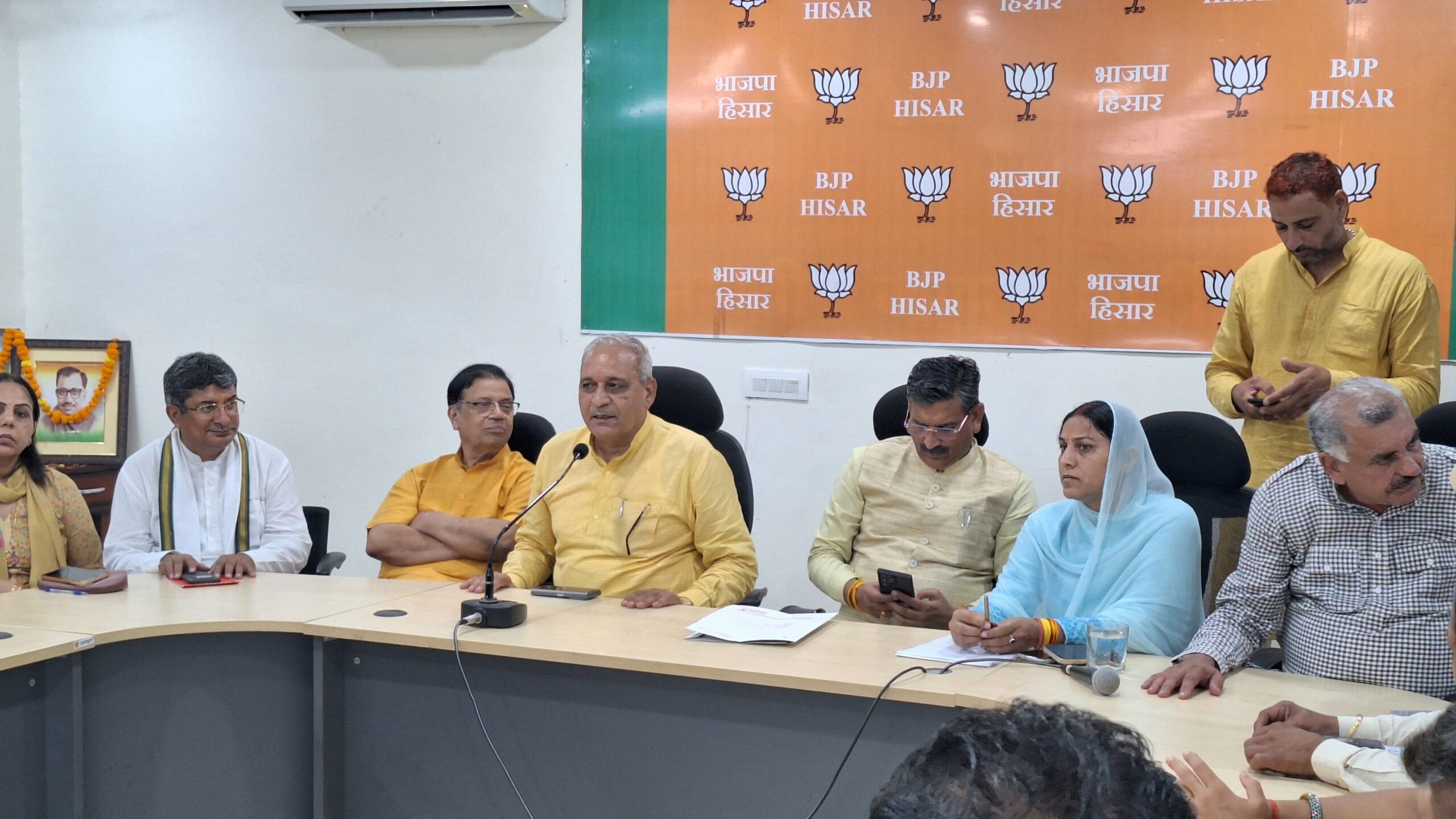 Bedi Assures Justice, Lauds Haryana's Progress Amidst Dalit Youth Death Probe