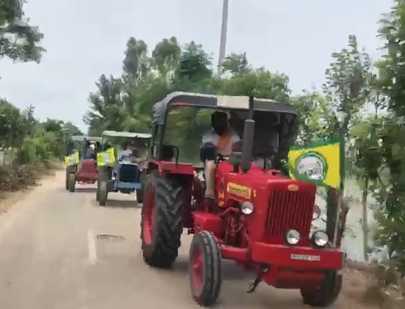 Farmers’ protest: Cavalcade of over 300 vehicles traverses Ludhiana villages against Land Pooling Policy