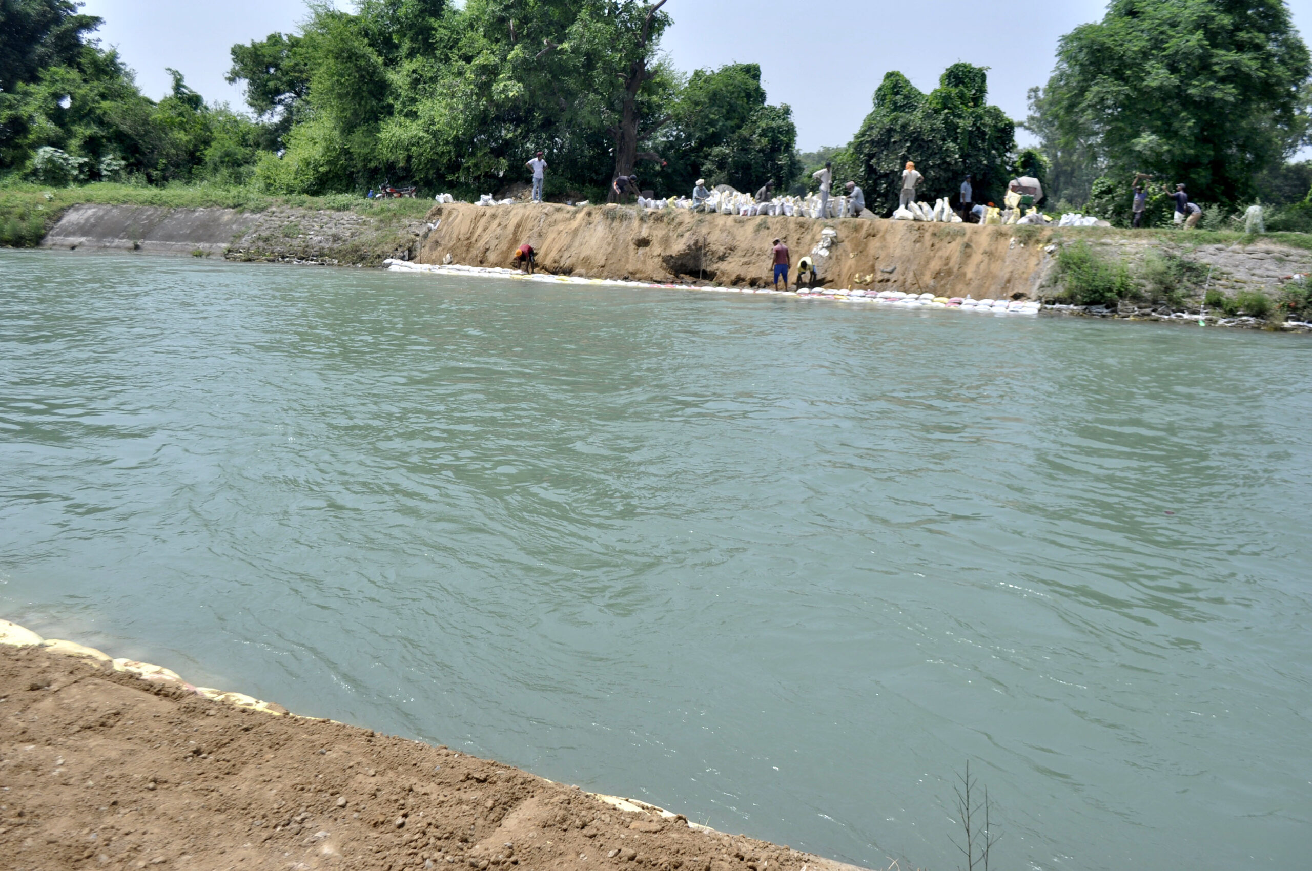 Punjab seeks Rs 113 cr from Haryana for repair of Bhakra water carrier channels