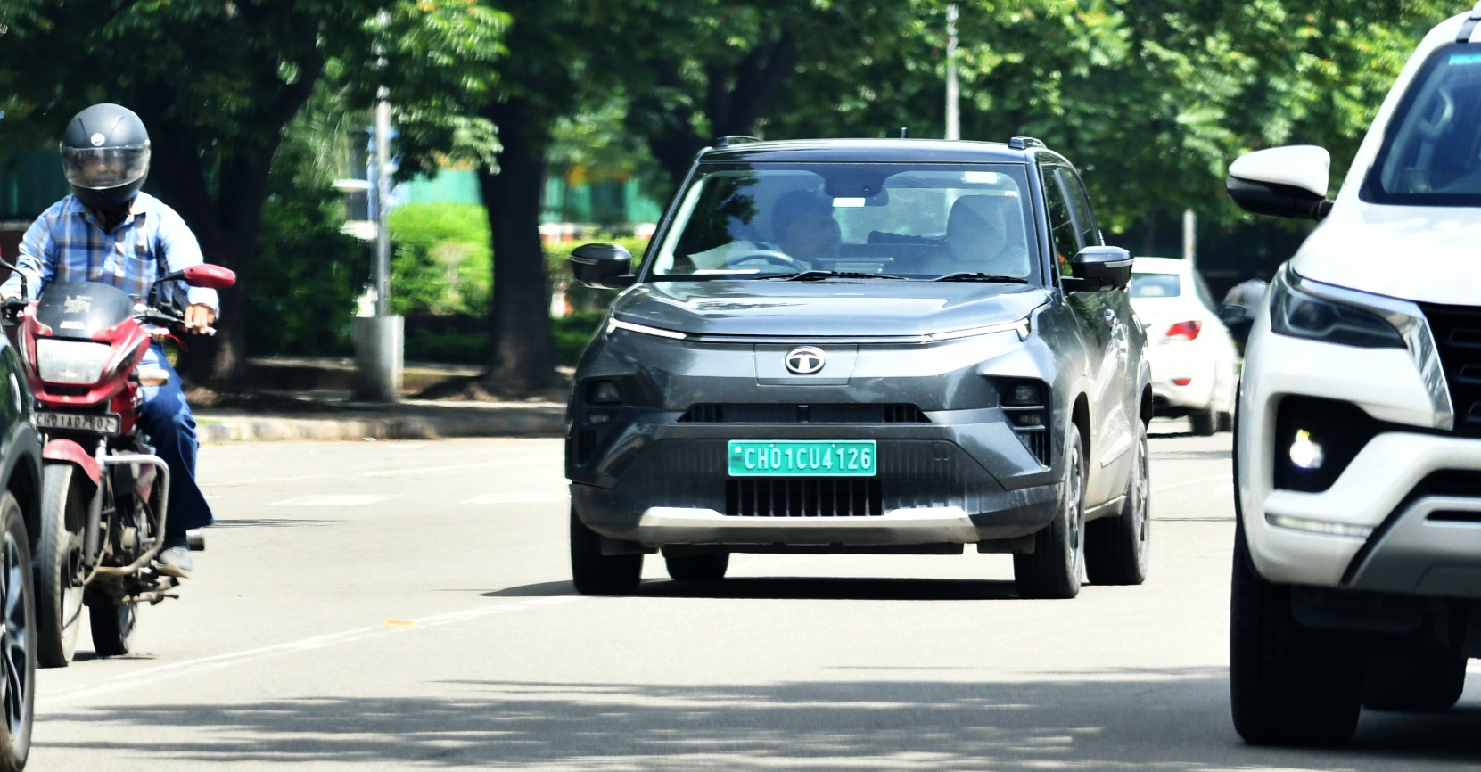 Green Drive Gets a Boost: City Sweetens EV Deal for 1,500 More