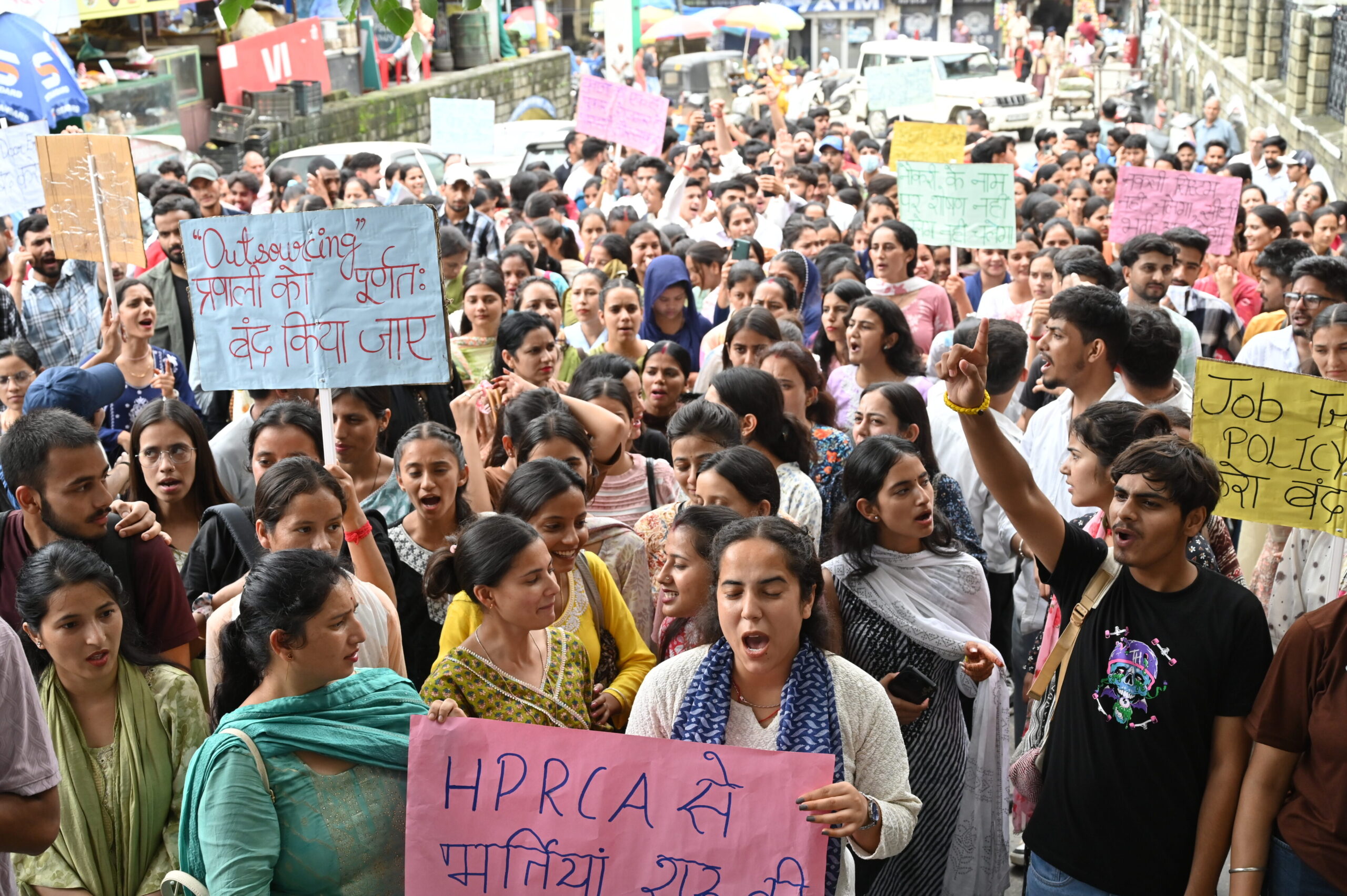 Mandi Youth Ignite Himachal Job Row:  Trainee Policy Sparks Statewide Protest Threat