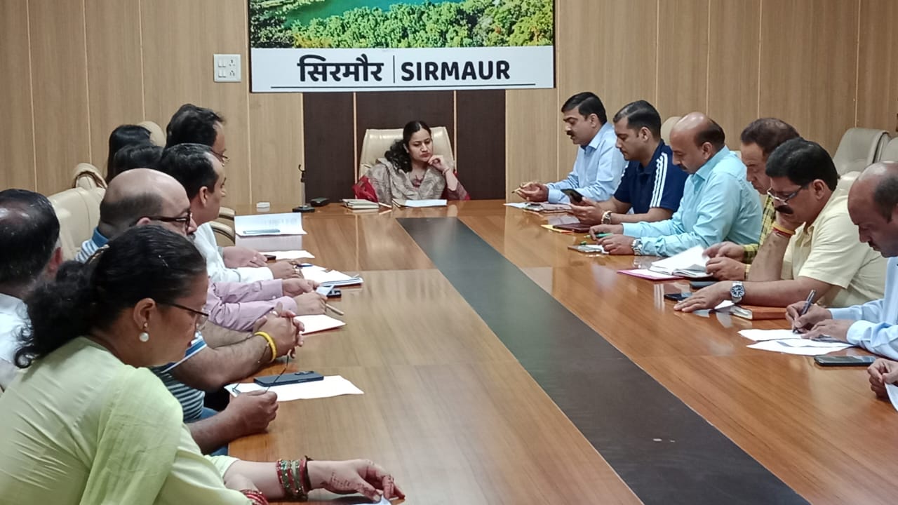 Sirmaur Cracks Down on Adulterated Food: Rs 5.5 Lakh in Fines Imposed