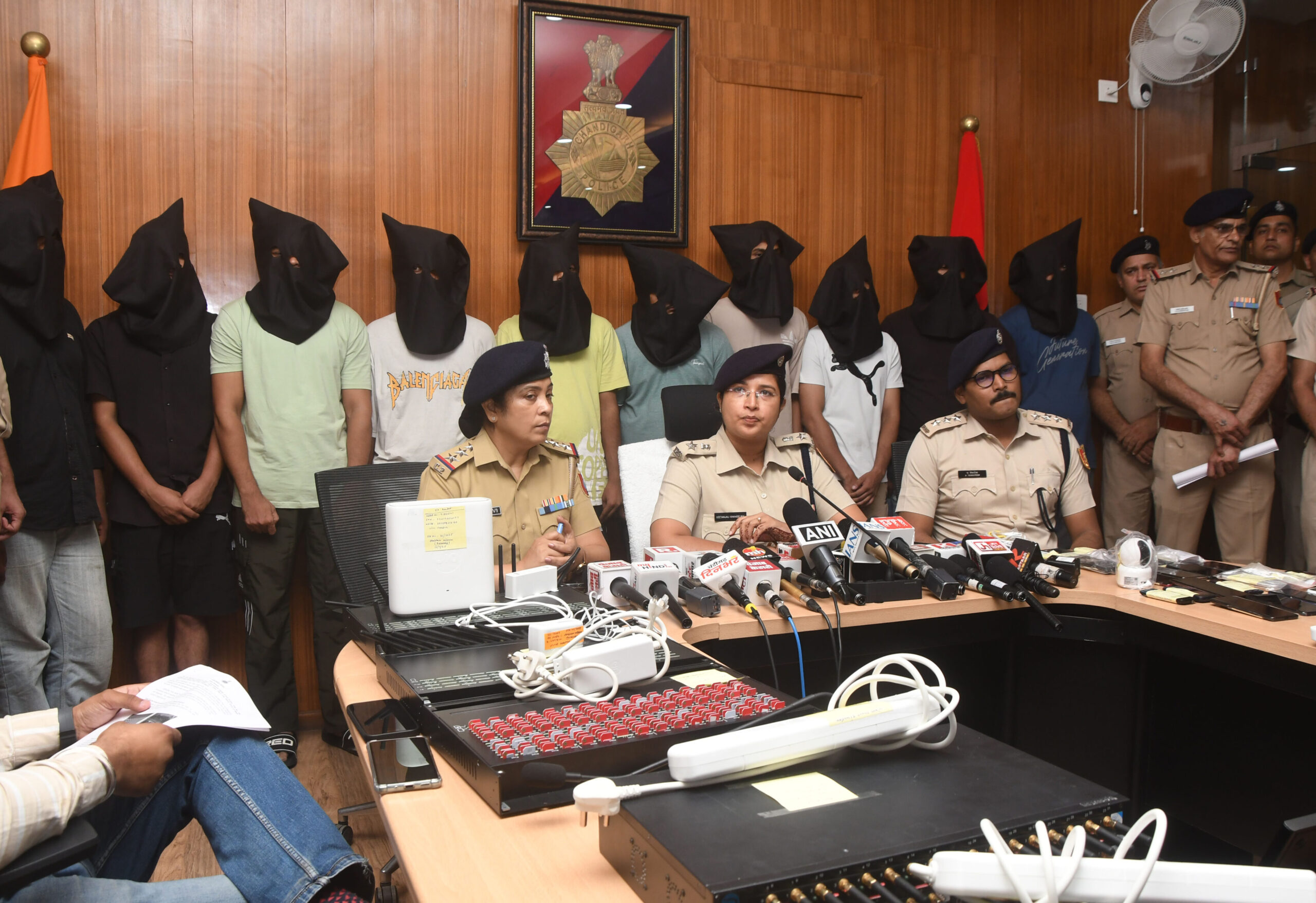 CBI Impersonation Scam: Rs 1 Crore Extorted, 10 Arrested in Nationwide Bust