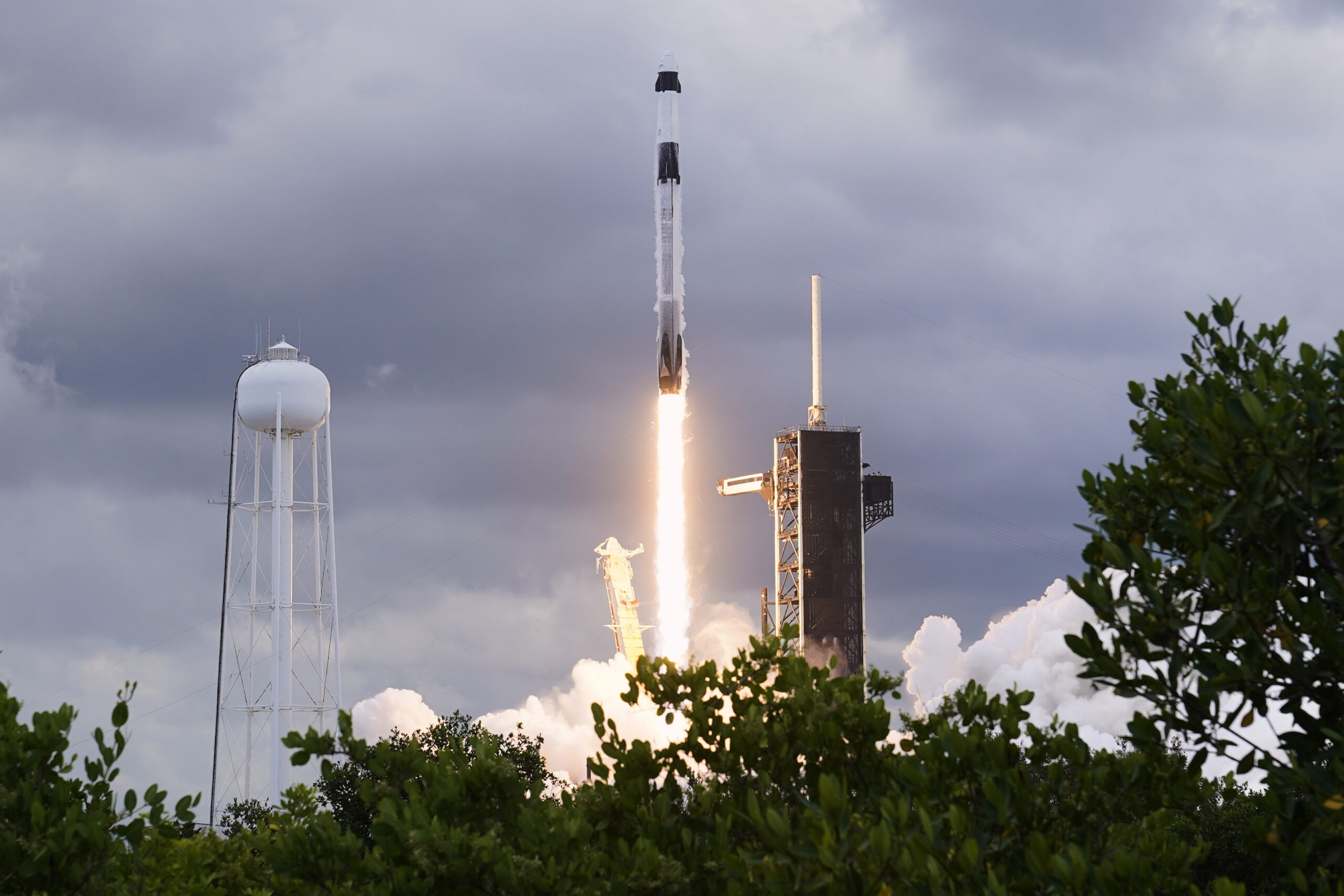 SpaceX's Whirlwind ISS Crew Swap: A New Dawn in Orbit