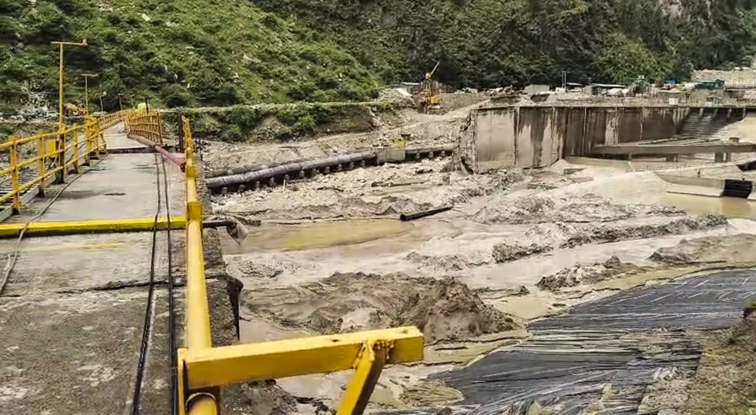 Cloudburst damages Malana-1 hydropower project dam in Kullu