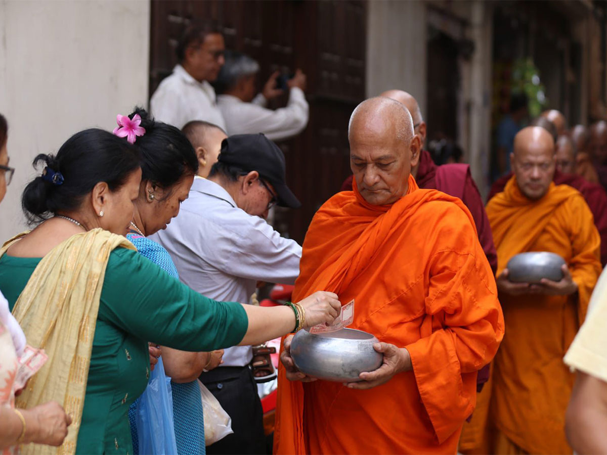 Kathmandu's Sacred Footfalls: Ancient Buddhist Rite Enthralls