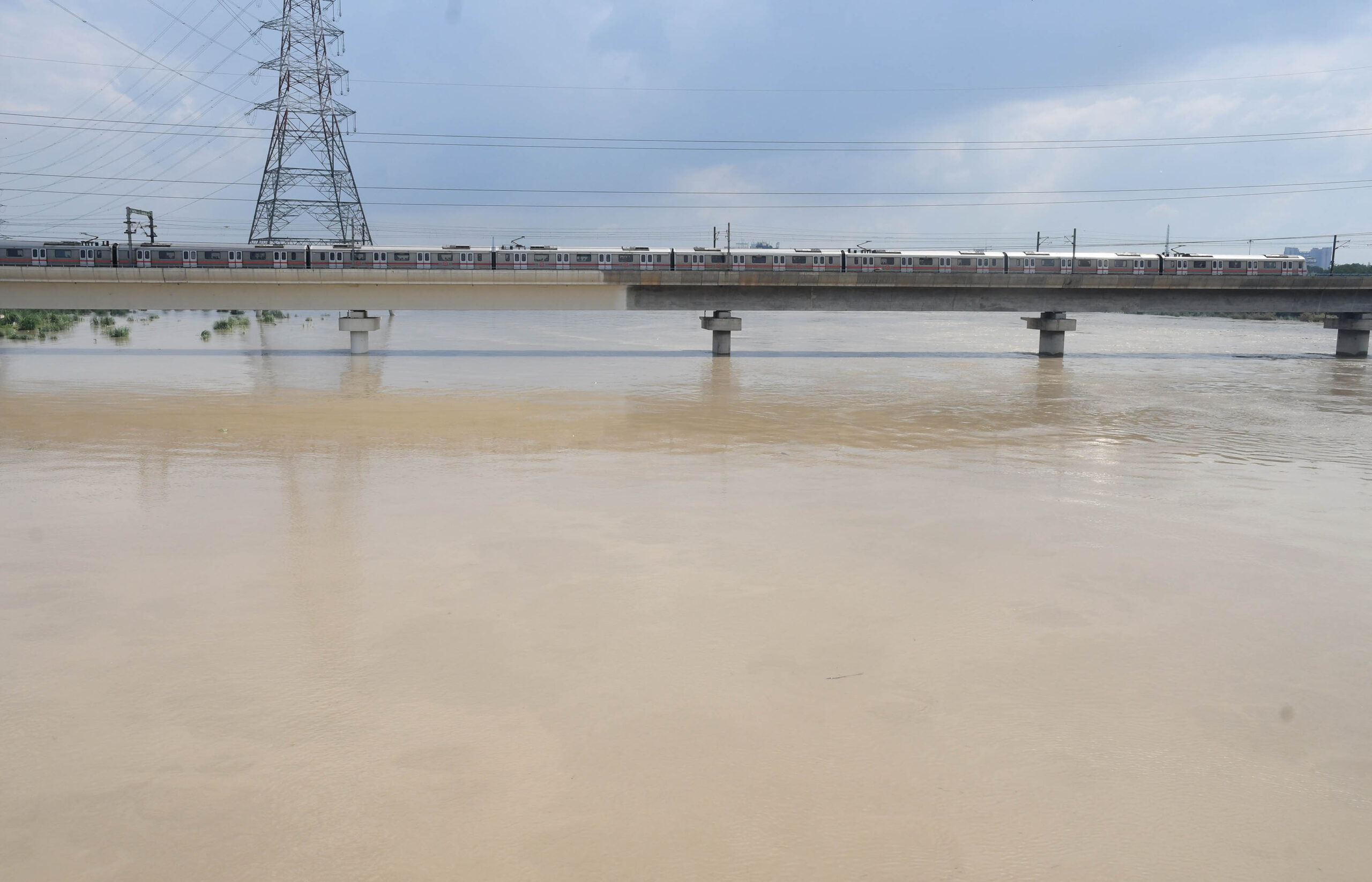 Delhi Drowns: Yamuna's Fury Displaces Thousands, Cripples City