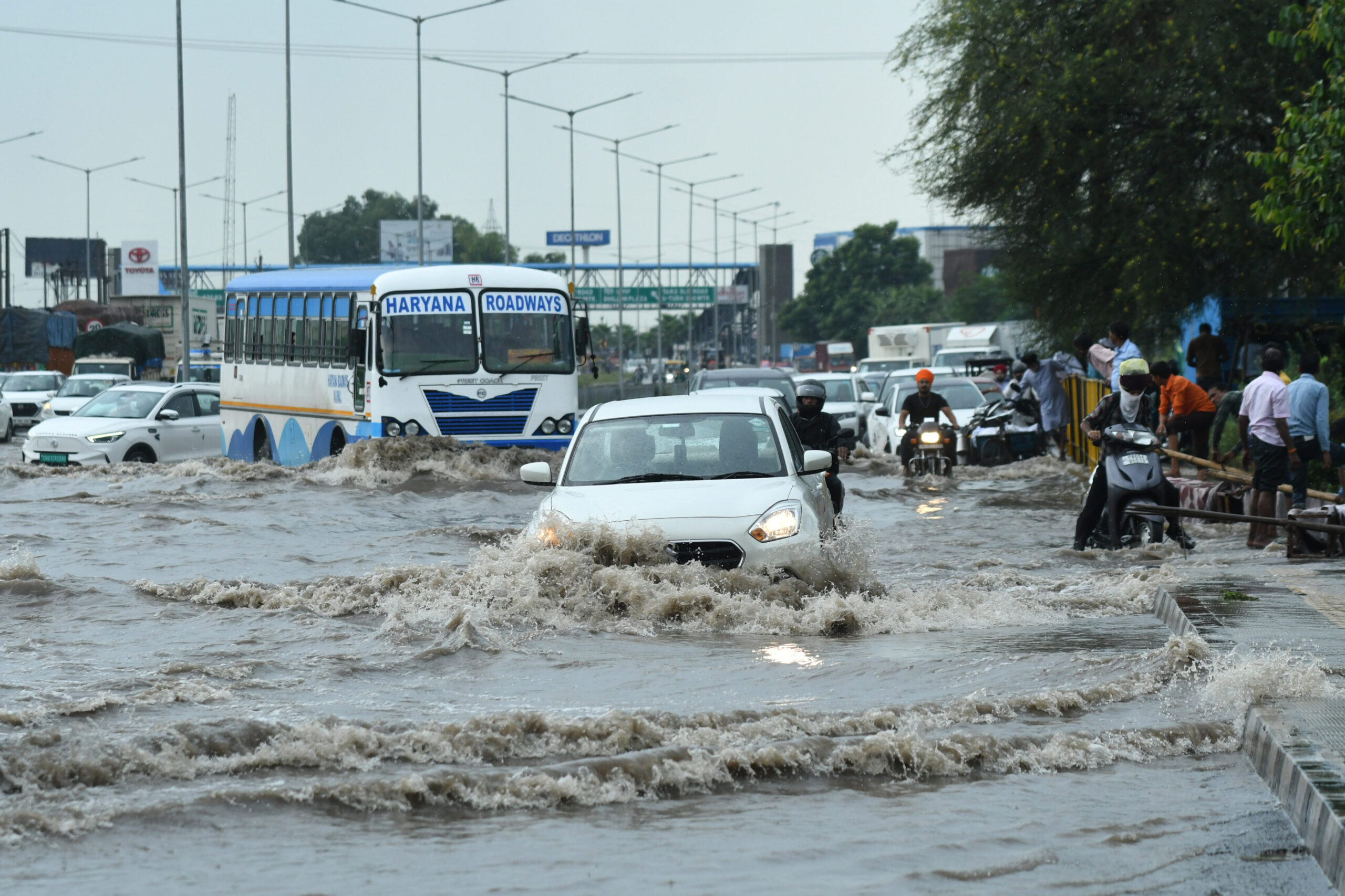 Monsoon Fury: Tricity Drowns, Zirakpur Isolated