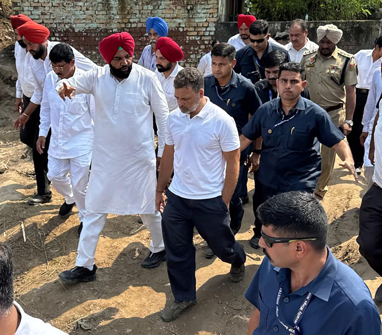 Punjab floods: Rahul Gandhi interacts with affected people in Amritsar