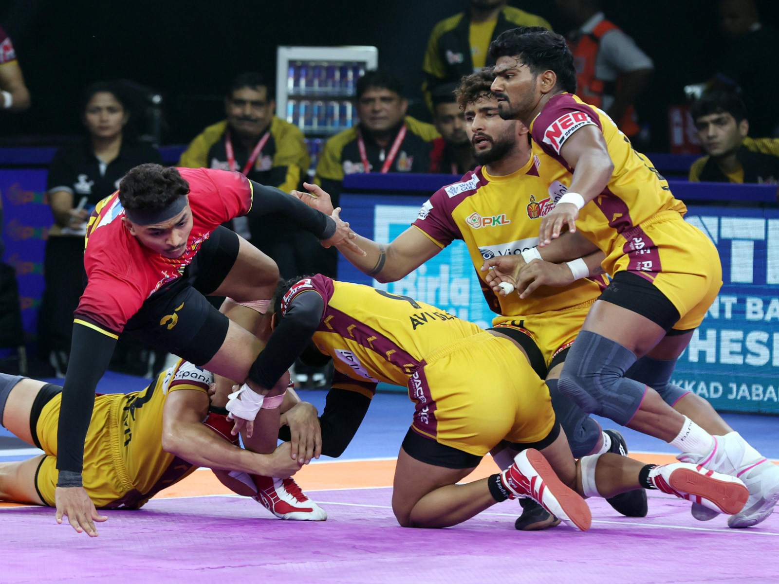 Ganesha's Last-Second Magic Steals Victory from Telugu Titans